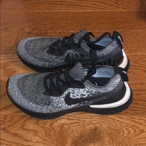 BARELY WORN-Womens Nike Epic React Sneaker-Size 7
